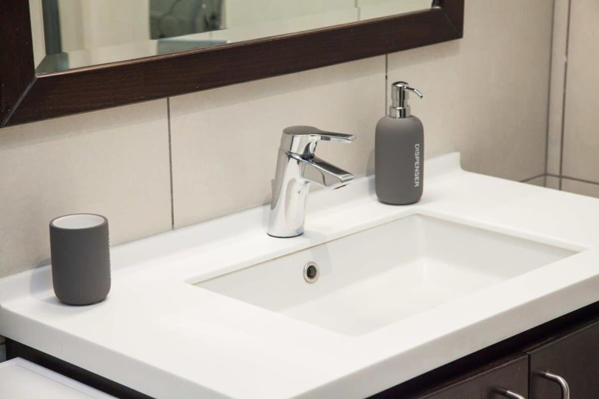 Elegant Urban Escape 1 Bd Apt In Kolonaki Appartement Athene Buitenkant foto
